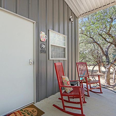 Come On Inn Wimberley Extérieur photo