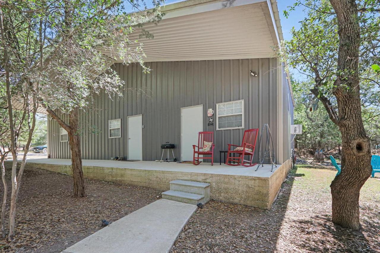 Come On Inn Wimberley Extérieur photo