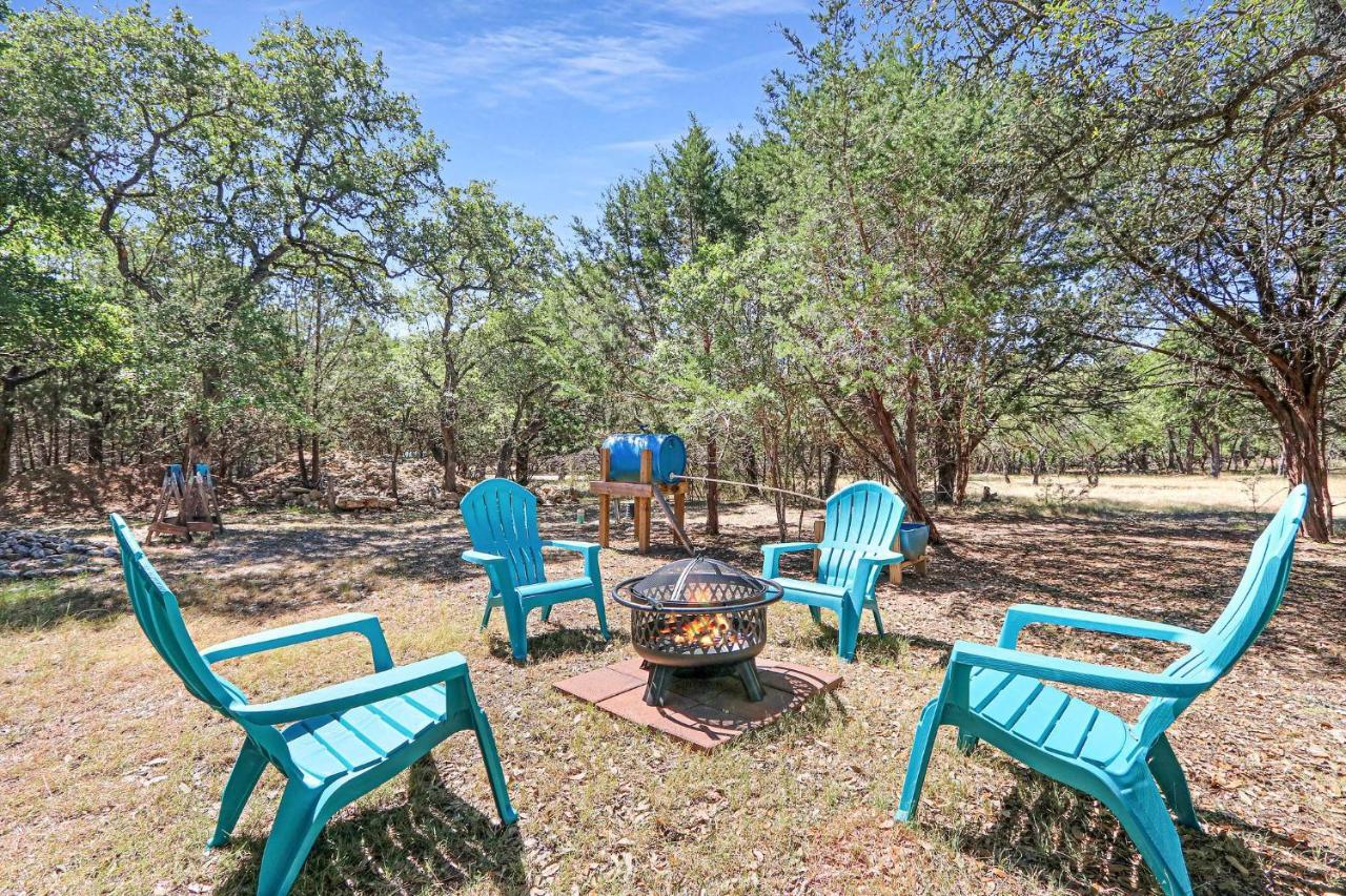 Come On Inn Wimberley Extérieur photo
